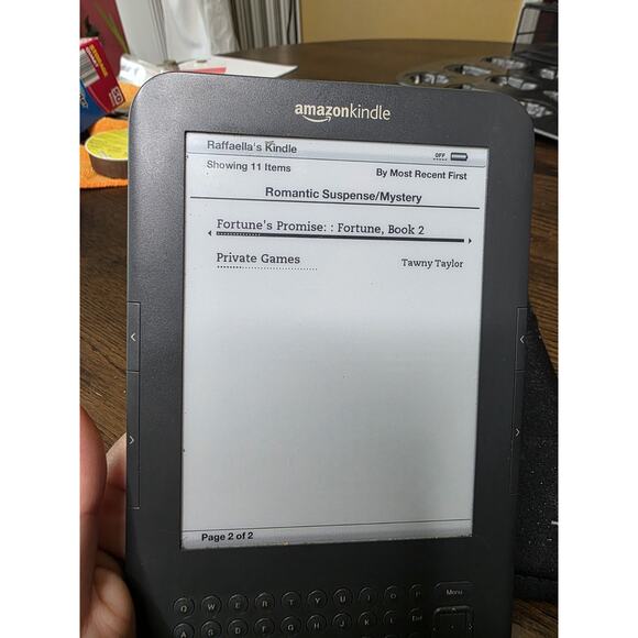 Amazon Kindle Keyboard 3, Wi-Fi, 6" 4GB, D00901 3rd Generation 85 Books - Picture 16 of 16